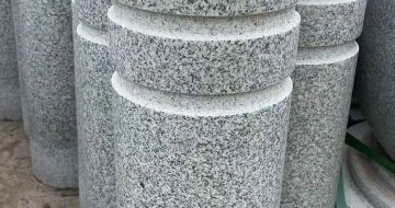 咸宁 芝麻白花岗岩挡车柱、隔离柱多少钱