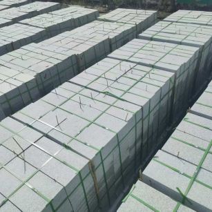 咸宁 芝麻白1.8公分火烧300*600地铺，清仓大甩卖