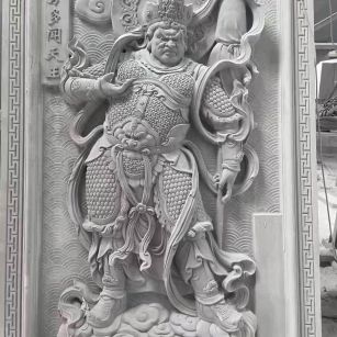 咸宁 芝麻灰花岗岩人物雕刻——多闻天王