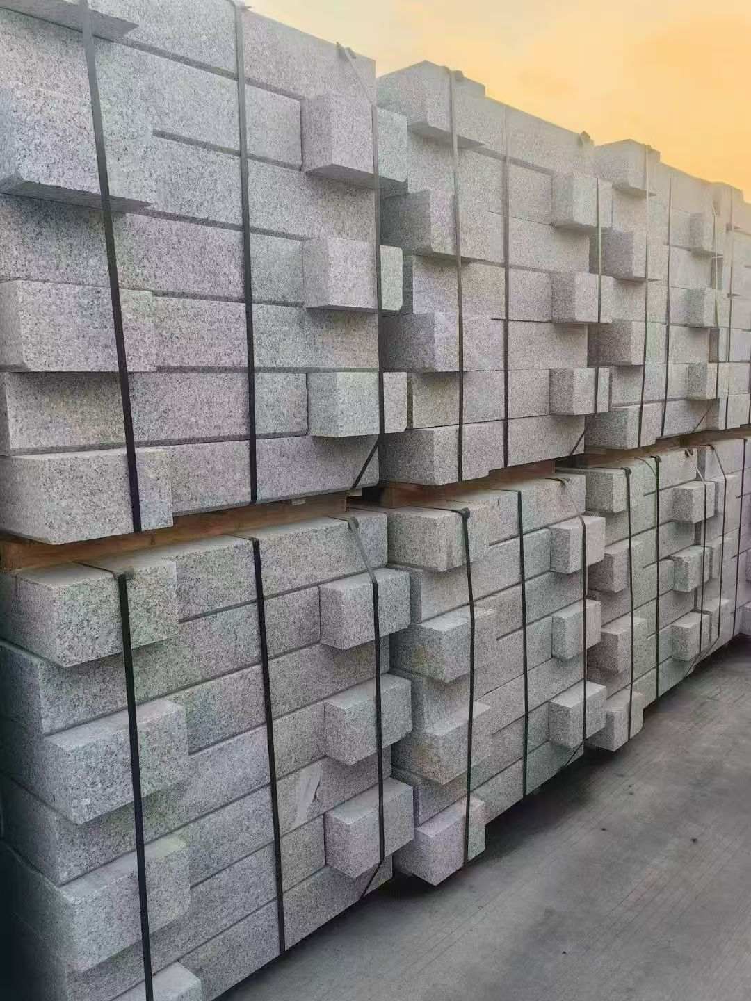 咸宁 芝麻白路沿石