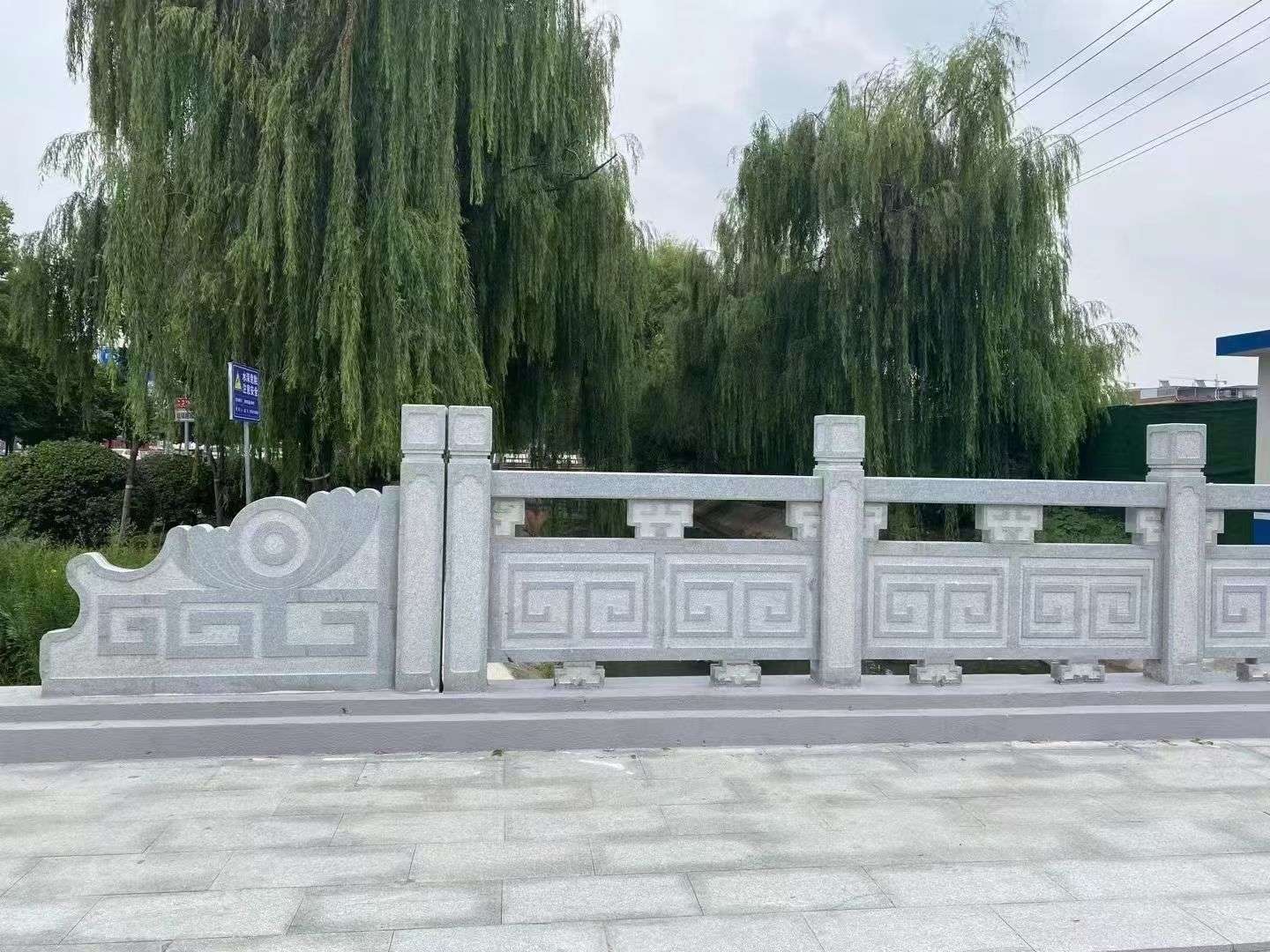 咸宁 芝麻灰桥栏杆、河道栏杆安装效果