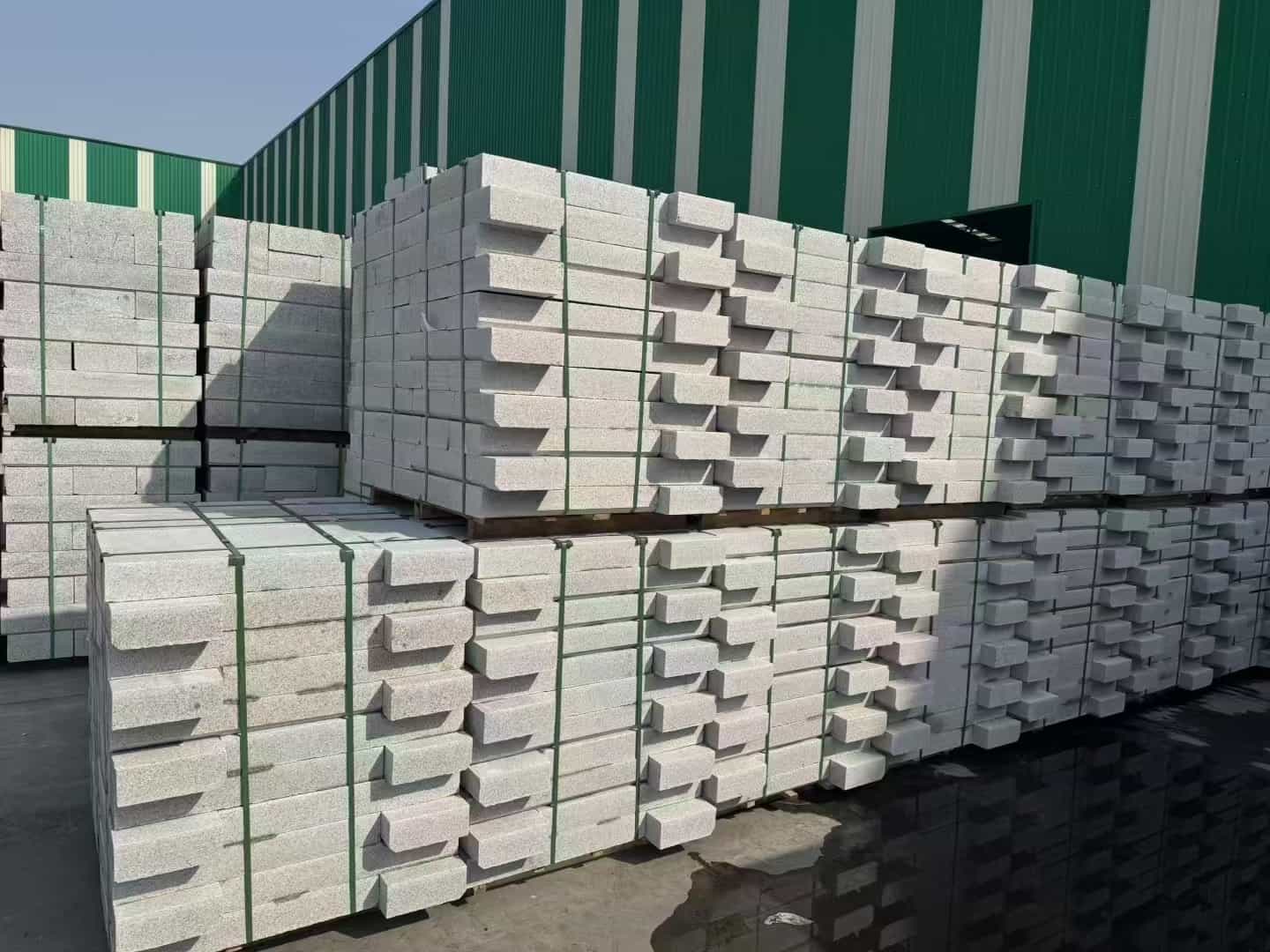 咸宁芝麻白路沿石
