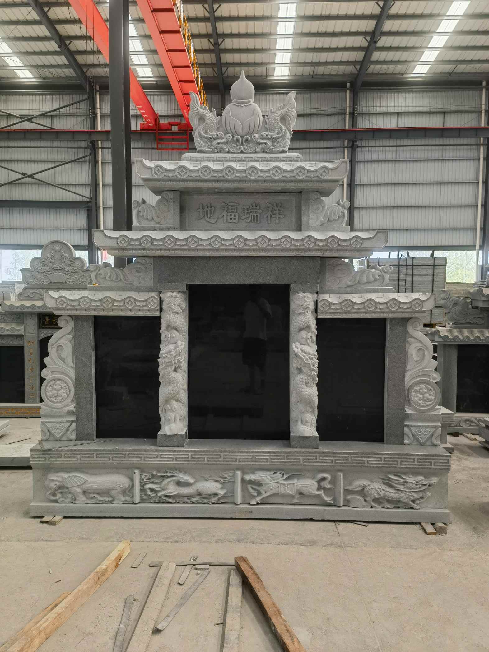 咸宁 芝麻灰高档墓碑、土墓，一套也支持定做