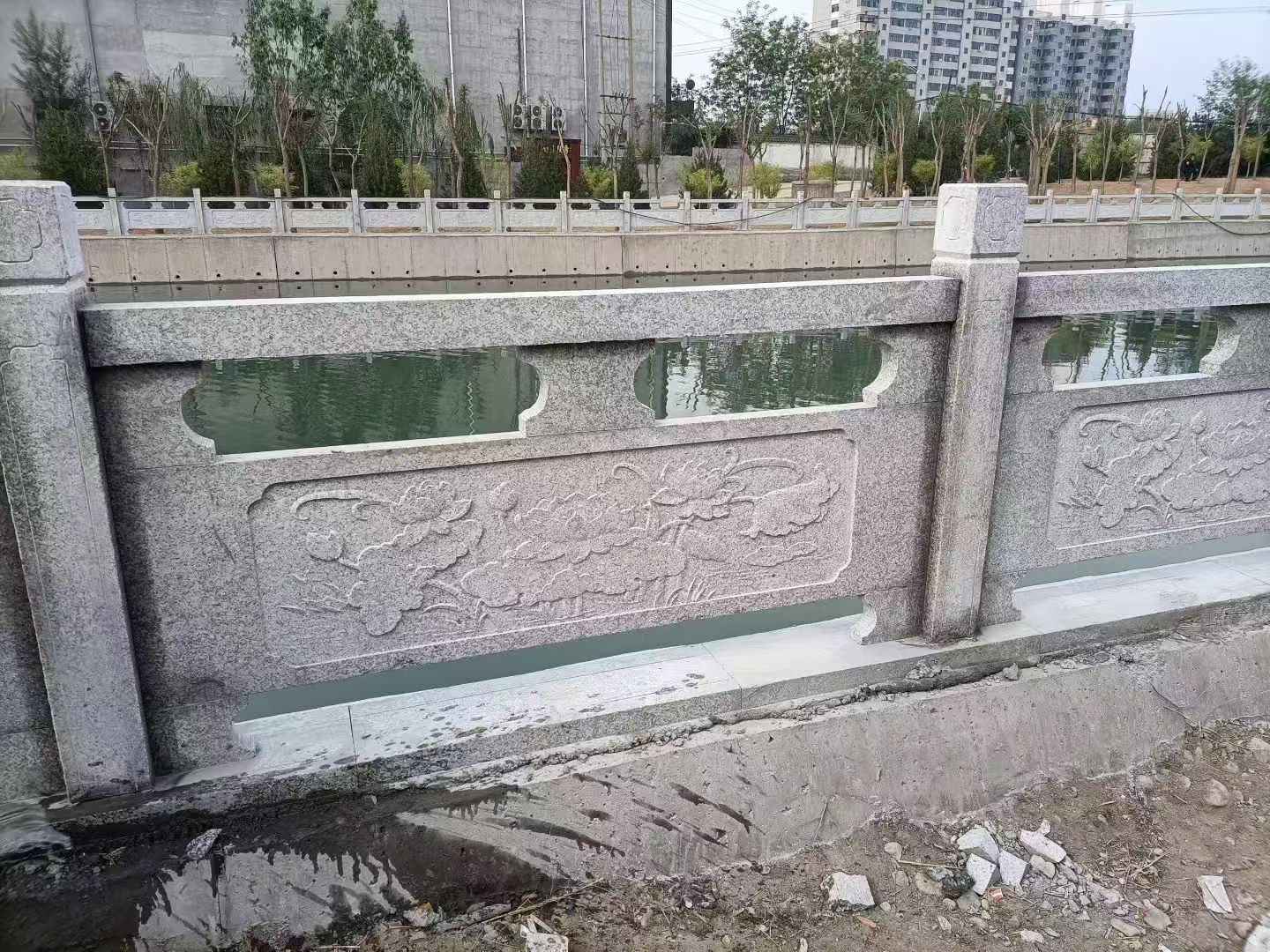 咸宁 芙蓉白大花桥梁、河道，石材栏杆、围栏、护栏