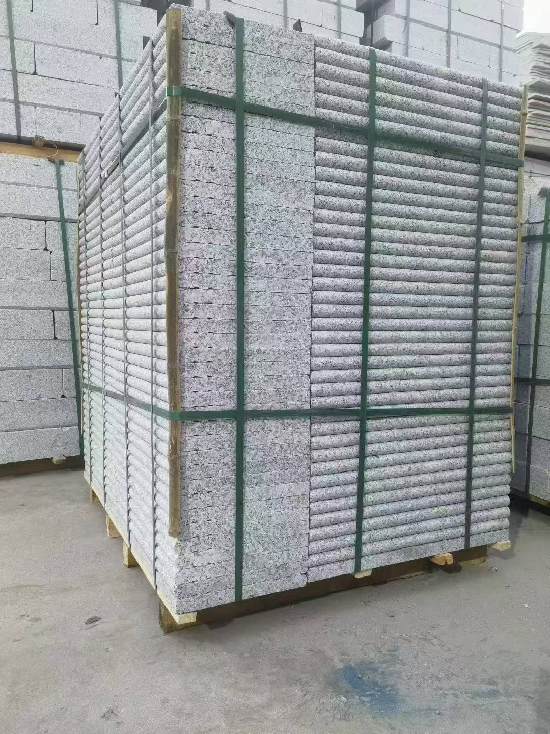 咸宁 芙蓉白3公分厚磨圆边、拉槽，楼梯踏步